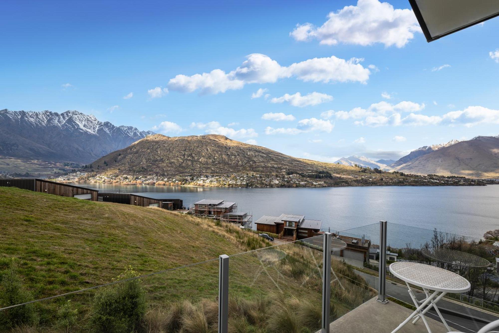 Luxury Away - Summit View Villa Queenstown Exterior photo
